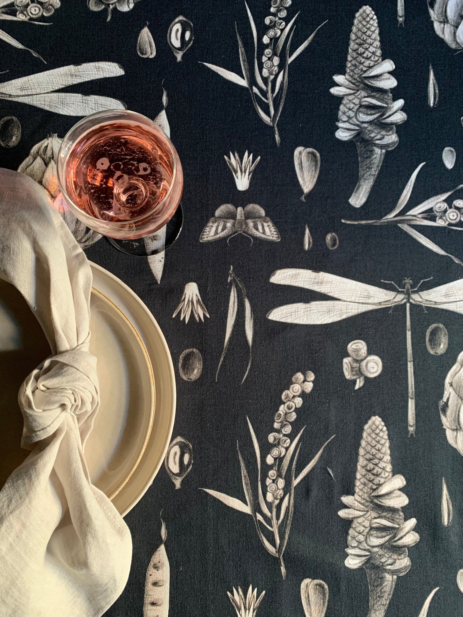 Rectangular Tablecloth - Seeds Carbon